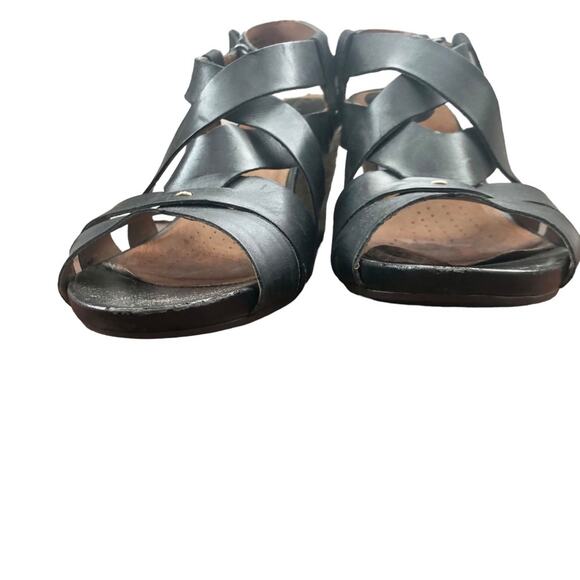 Clarks black leather strappy wedge sandals 9.5 - Picture 3 of 8